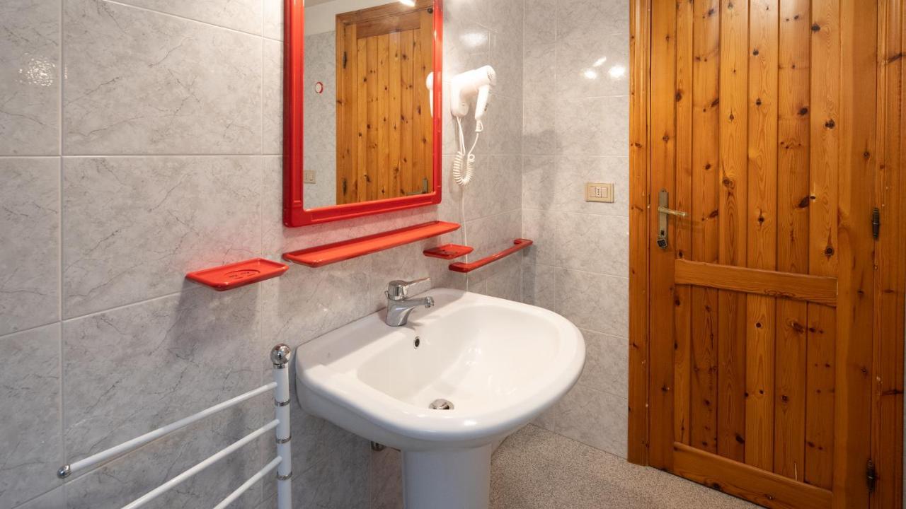 Welcomely - A Due Passi Dal Mare Apartman Budoni Kültér fotó